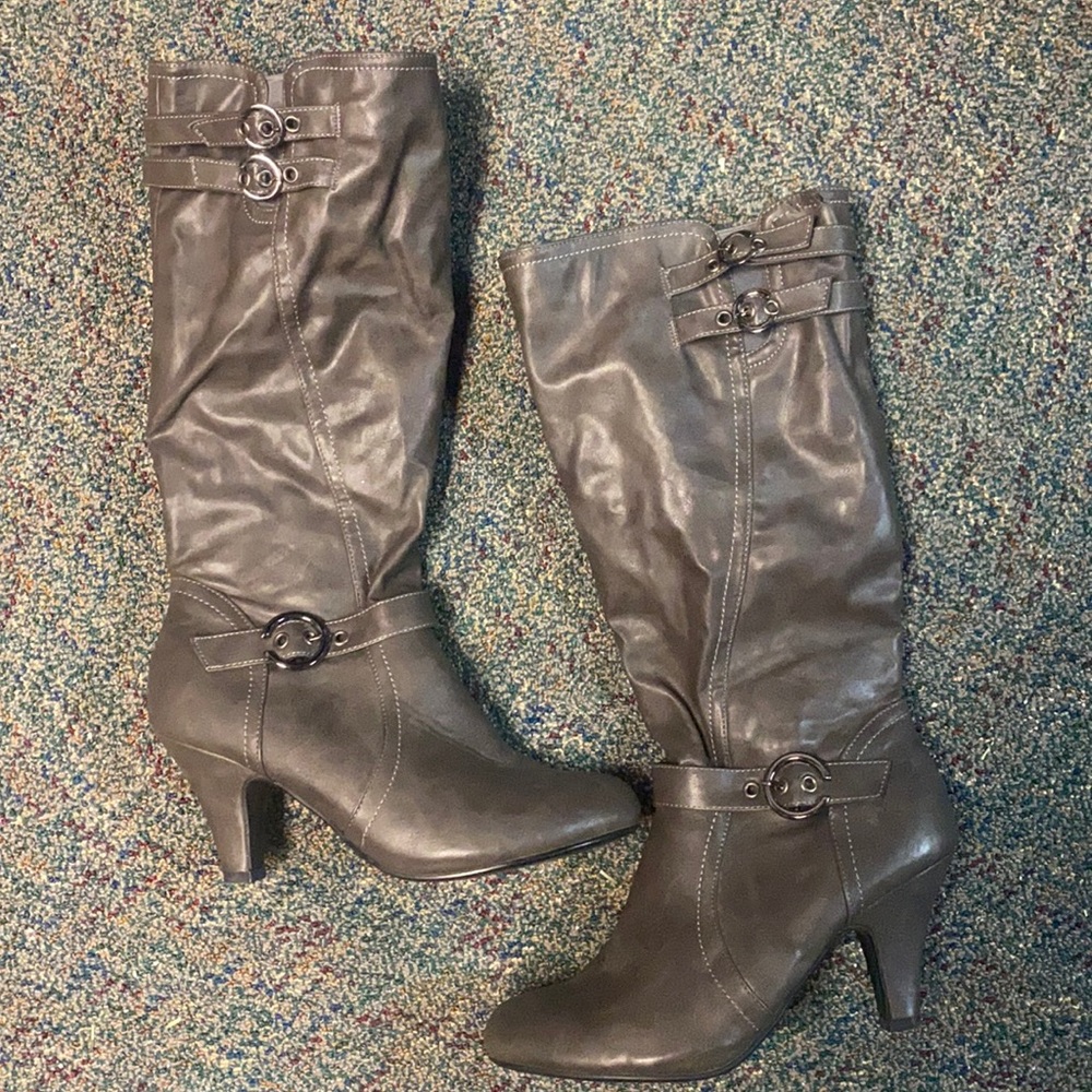 Boots hardly worn
